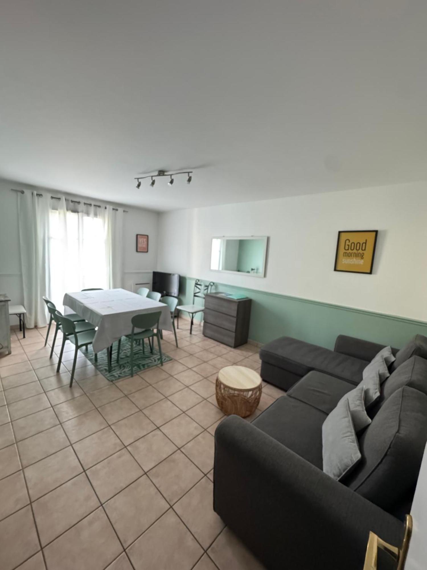 שסי Disney, Very Nice 2 Bedrooms Family Apartment, Wifi, Netflix 8 Pers מראה חיצוני תמונה